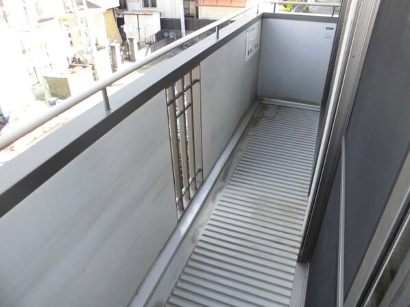 和歌山市駅 バス20分  高松下車：停歩5分 2階の物件内観写真